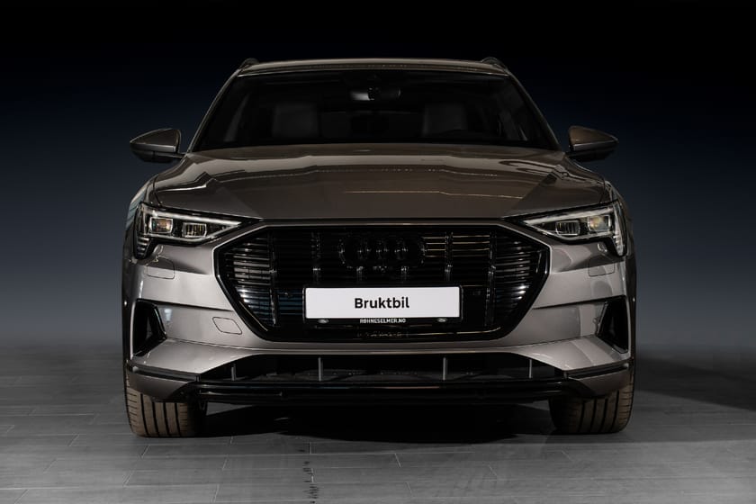 Bilde 3 av Audi e-tron 55 quattro Forvarme App B&O El-seter 360 Sort taktrekk+