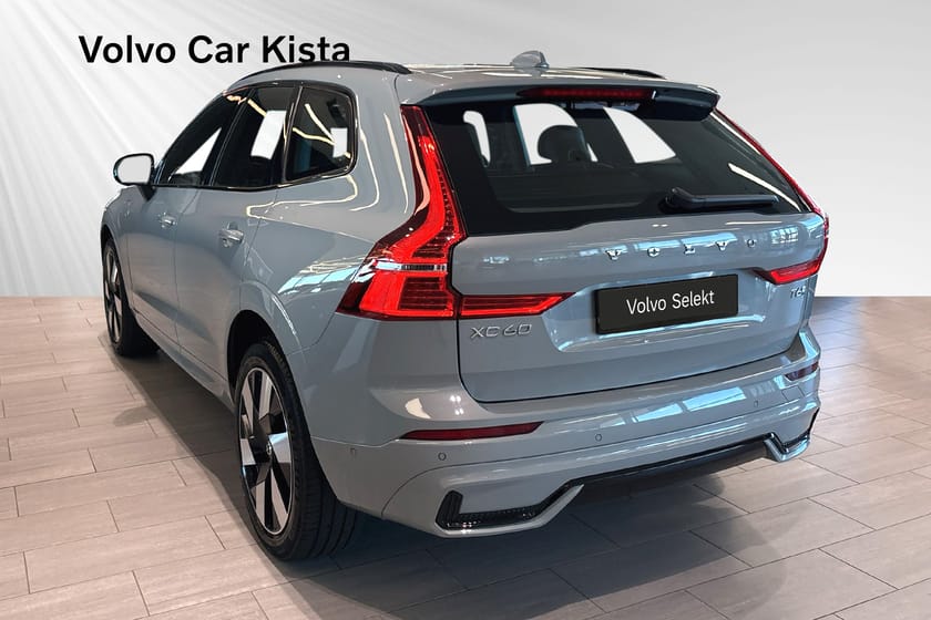 Bild 4 av Volvo XC60 T6 Ultra Dark Panorama HUD H/K 360Kamera