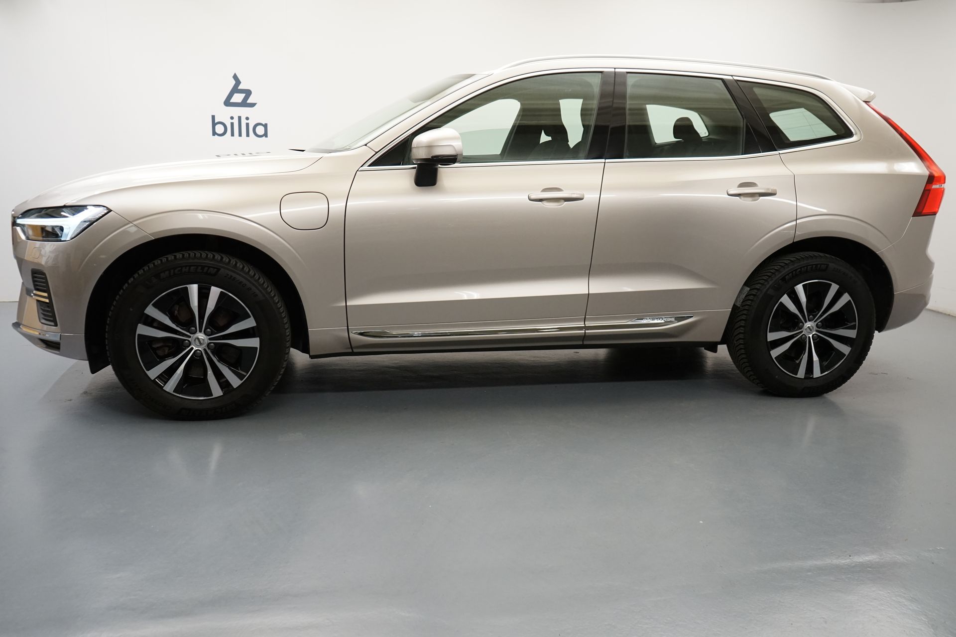 Volvo XC60 2023, bild 2/10