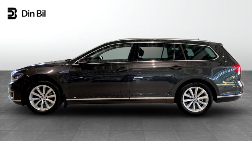 Bild 2 av Volkswagen Passat Variant GTE Hybrid 218hk Drag/Executivepaket