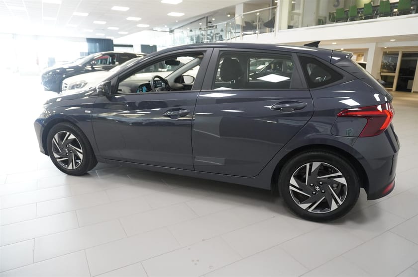 Bild 2 av Hyundai i20 1.0 T-GDi Aut Essential 120 hk
