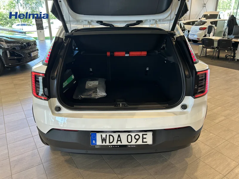 Bild 12 av 12 – Volvo EX30 P5 Long Range RWD Plus