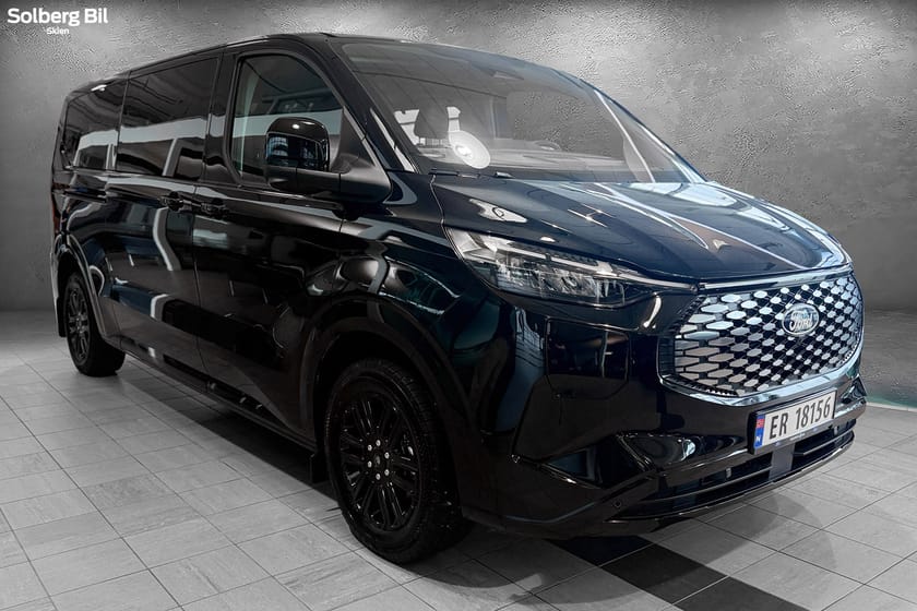 Bilde 3 av Ford E-Tourneo Custom 340 TITANIUM X L2/ HENGER.F/ EL.SKYVEDØRER/ B&O/ 360.K