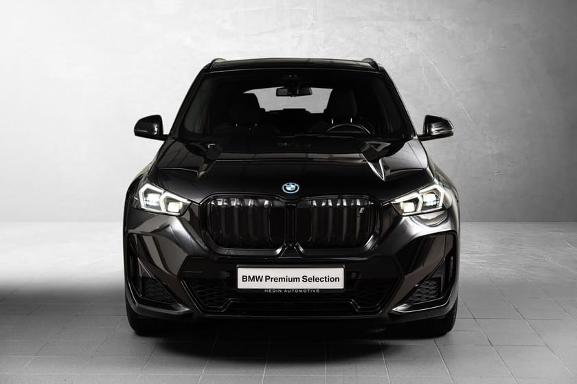 Bilde 2 av BMW iX1 xDrive30 Fully Charged