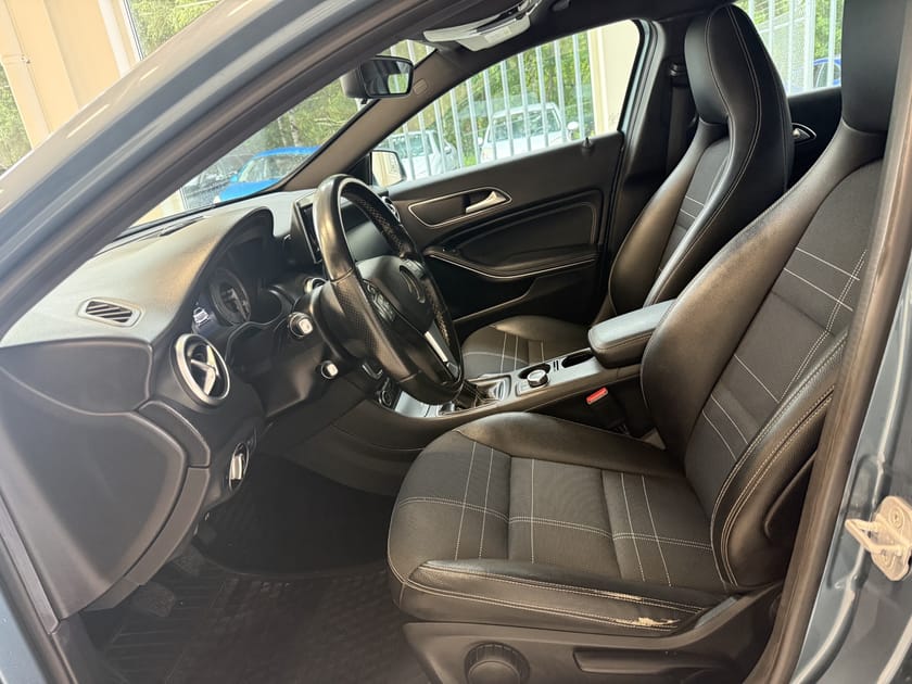 Bild 5 av Mercedes-Benz A 200 CDI 5dr W176 (136hk),