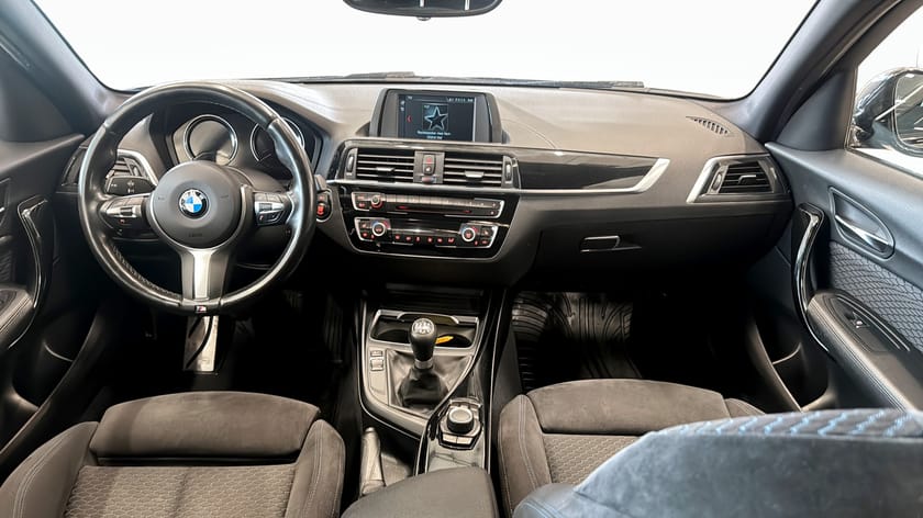 Bild 4 av BMW 118i 5-dörrars (136hk) M-SPORT / BLUETOOTH