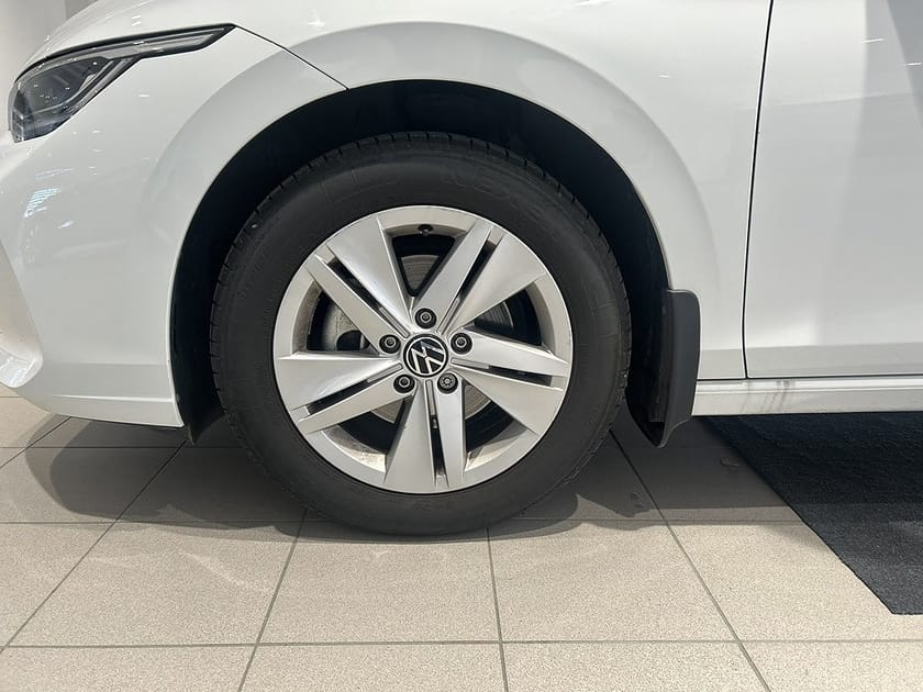 Bild 4 av Volkswagen Golf Sportscombi Sportsvan SC LIFE 1.5 eTsi 150hk Drag|B-Kamera