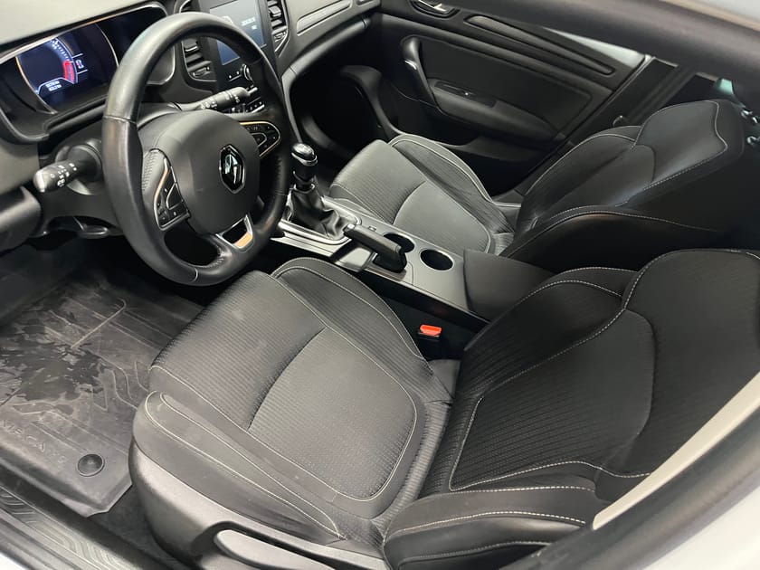 Bild 4 av Renault Mégane Sport Tourer 1,3 TCe 140 Zen GPF ST
