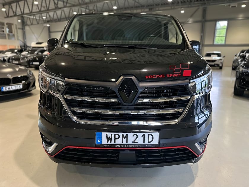 Bild 2 av Renault Trafic Skåpbil 3.0t 2.0 Blue dCi 170 EDC Nordic Line / Drag