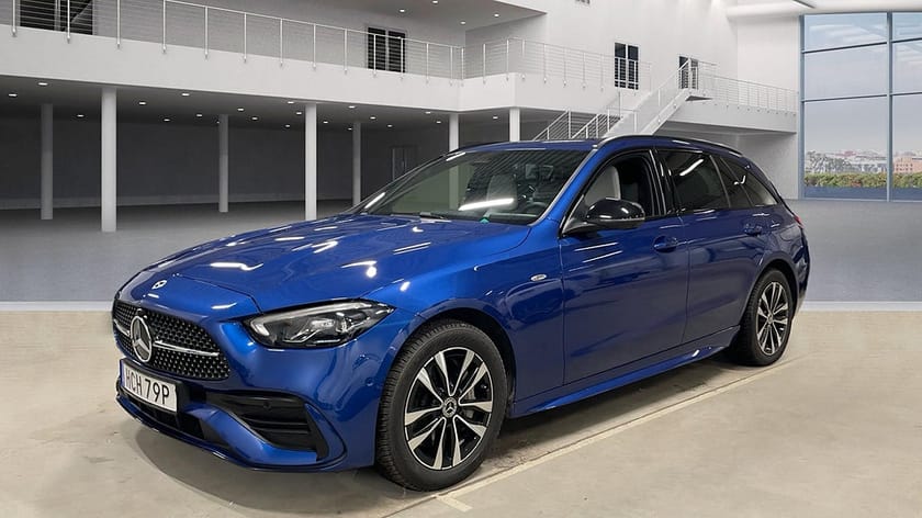 Bild 1 av Mercedes-Benz C 300 T e C300 e, AMG Line, Drag, Burmester, Nightpackage, 360