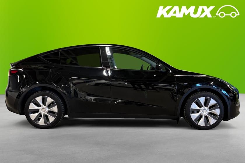 Bild 2 av Tesla Model Y Long Range AWD 514hk Värmare Kamera Pano Läder