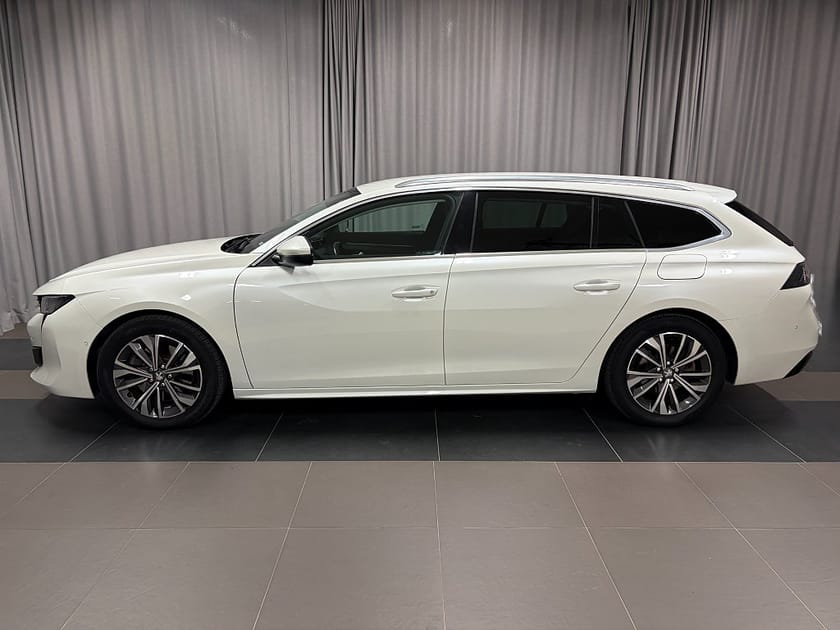 Bild 2 av Peugeot 508 SW Hybrid ALLURE 225 AUT Inkl. Dragkrok Vinterhjul