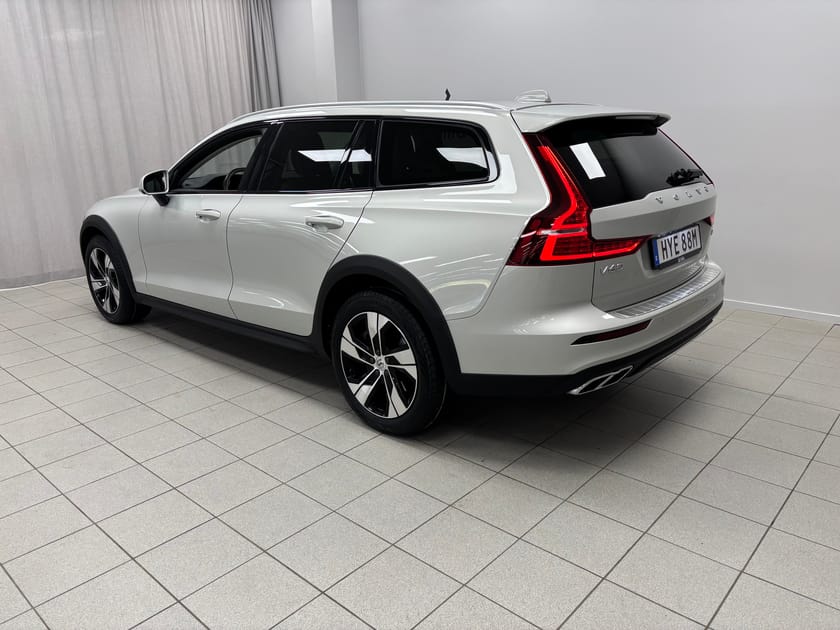 Bild 3 av Volvo V60 Cross Country