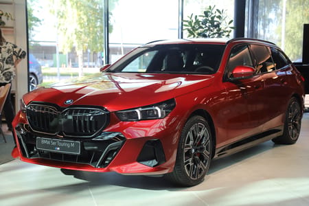 BMW i5 xDrive40 Touring - M Sport Business / MSport Pro / DAP Fria Vinterhjul**