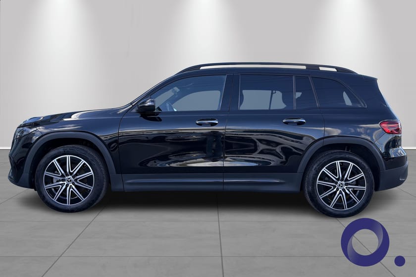 Bilde 2 av Mercedes-Benz EQB 300 4MATIC