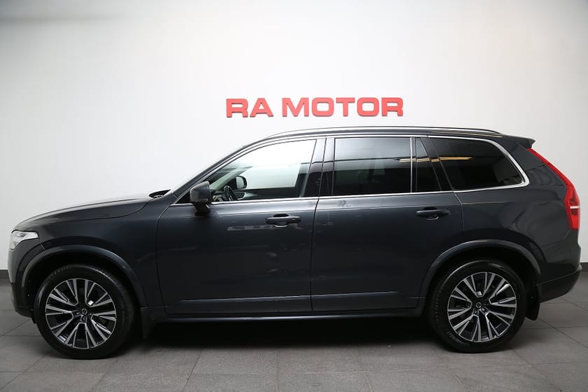 Bild 3 av Volvo XC90 B5 Bensin 250hk Momentum AWD Aut Drag Leasbar