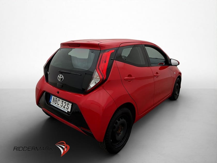 Bild 5 av Toyota Aygo 1.0 72hk X-PLAY Kamera Bluetooth Lane-Assist