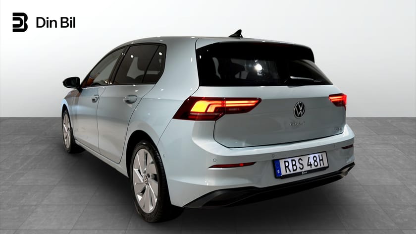 Bild 3 av Volkswagen Golf eTSI150 DSG Life P-Värmare/Backkamera