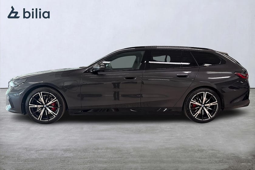 Bild 3 av BMW 530e xDrive Touring M-Sport Pro | Drag | H&K | Aktiv farth.