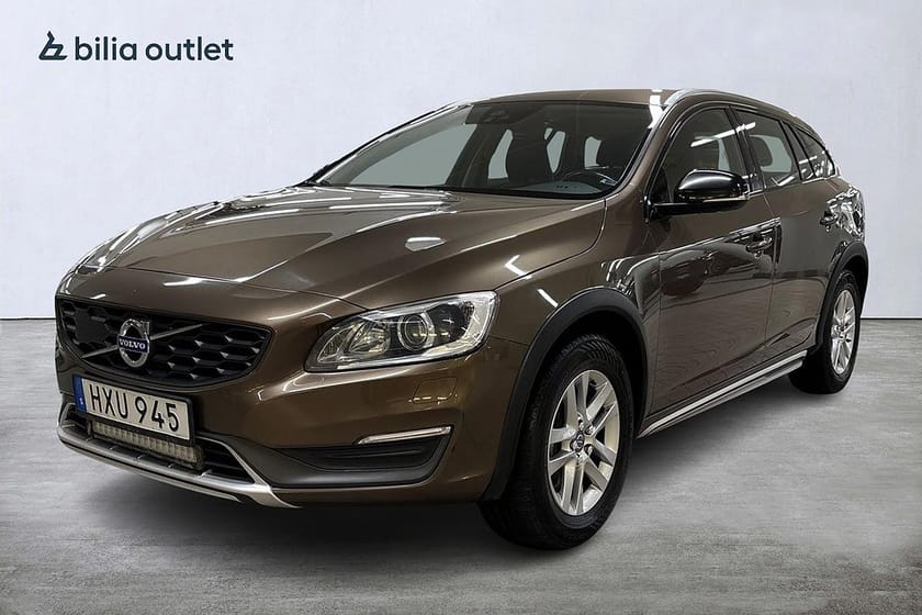 Bild 1 av Volvo V60 Cross Country D4 AWD Momentum Dragkrok Backkamera Navigation Värmare