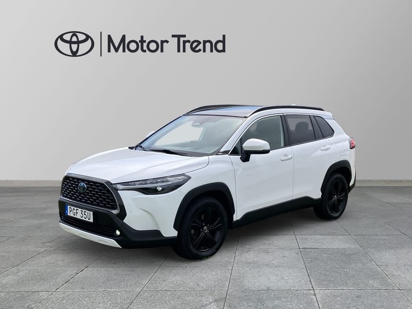 Bild 1 av Toyota Corolla Cross Hybrid AWD-i 2,0 EXECUTIVE SKINN PANORAMA!