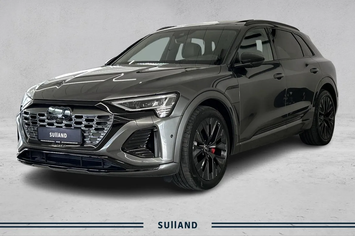 Bilde av Audi Q8 55 e-tron quattro