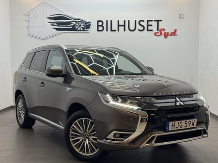 Mitsubishi Outlander PHEV 224hk Business Läder/Bkamera/RockfordF/AdaptivF/Carplay/Nys