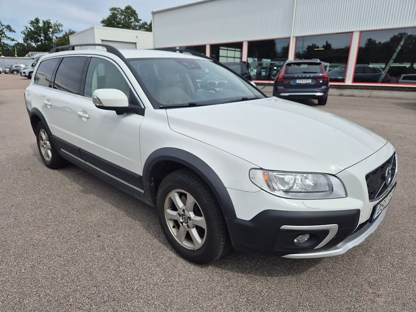 Bild 2 av Volvo XC70 AWD D4 181HK 4x4 Läder