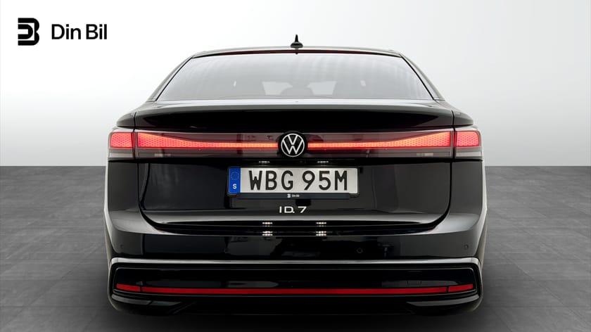 Bild 5 av Volkswagen ID.7 Pro Edition Drag Exteriör Interiör Style