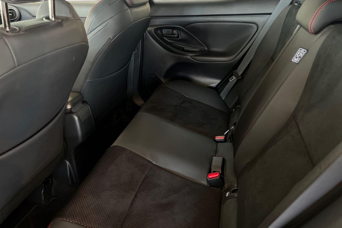 13 / 27