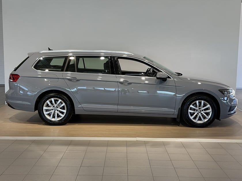 Bild 3 av Volkswagen Passat Sportscombi SC  1.5 TSI Automat Dragkrok Backkamera