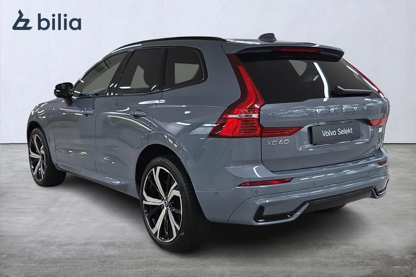 Bild 3 av Volvo XC60 Recharge T6 II Ultimate Dark/360Kamera/Panorama/Drag/Navi