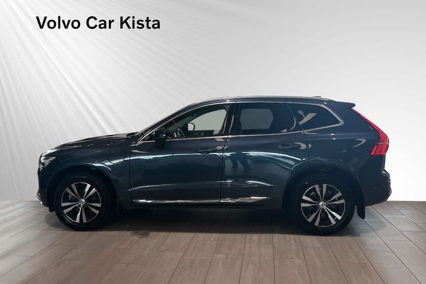 Bild 3 av Volvo XC60 Recharge T6 Core Edition Läder H/K Panorama B-Kam