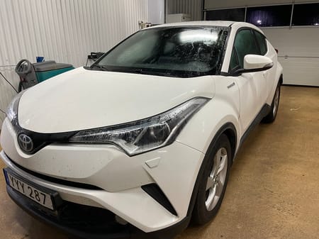 Toyota C-HR Hybrid