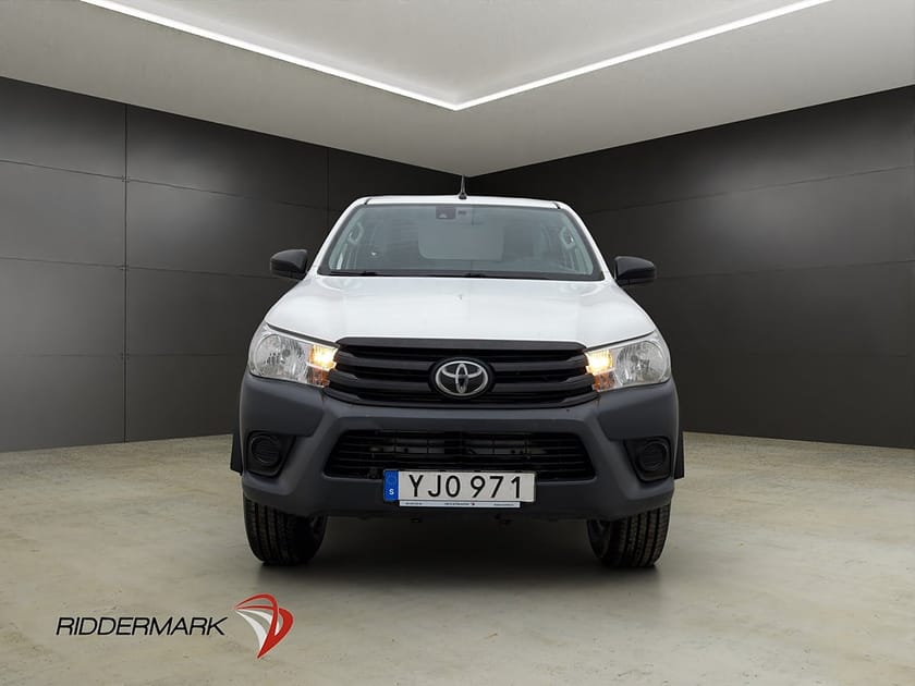 Bild 5 av Toyota Hilux Enkelhytt 2.4 AWD Drag Diff Farthållare MOMS