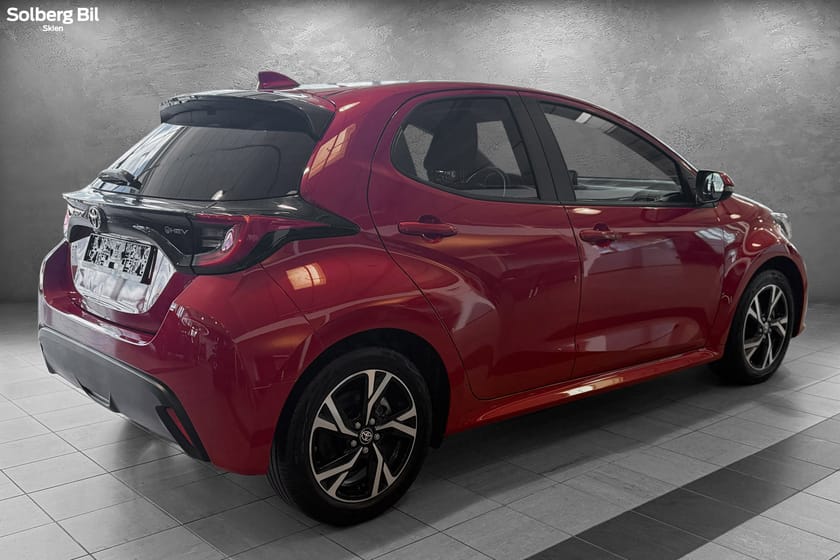Bilde 4 av Toyota Yaris Hybrid 115 Active Tech/GARANTI/ OPPV.RATT/ R.KAMERA/ CARPLAY
