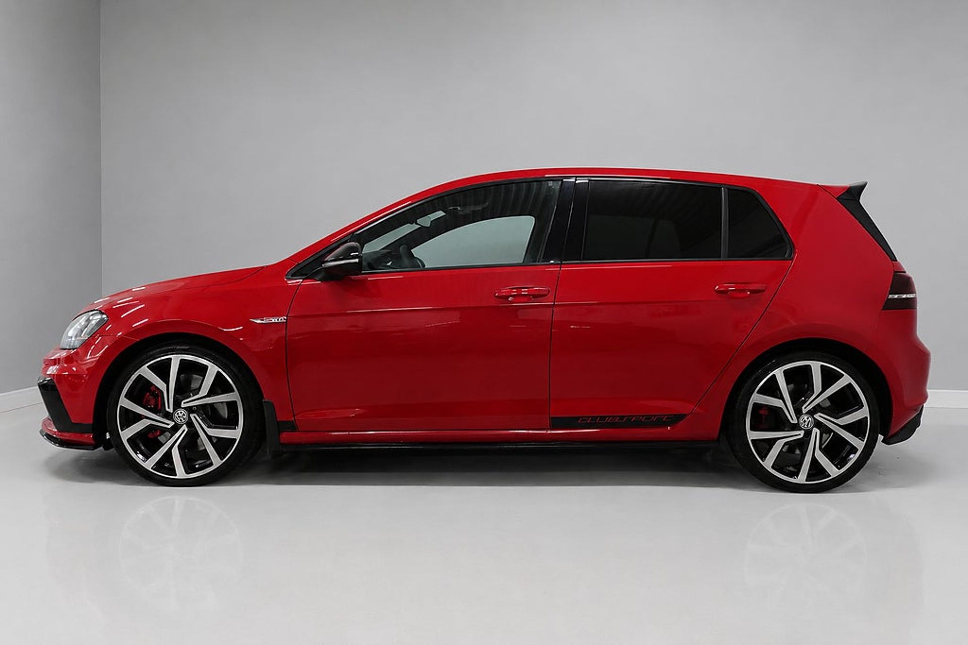 Volkswagen Golf 5-door GTI Clubsport 2017, bild 2/10