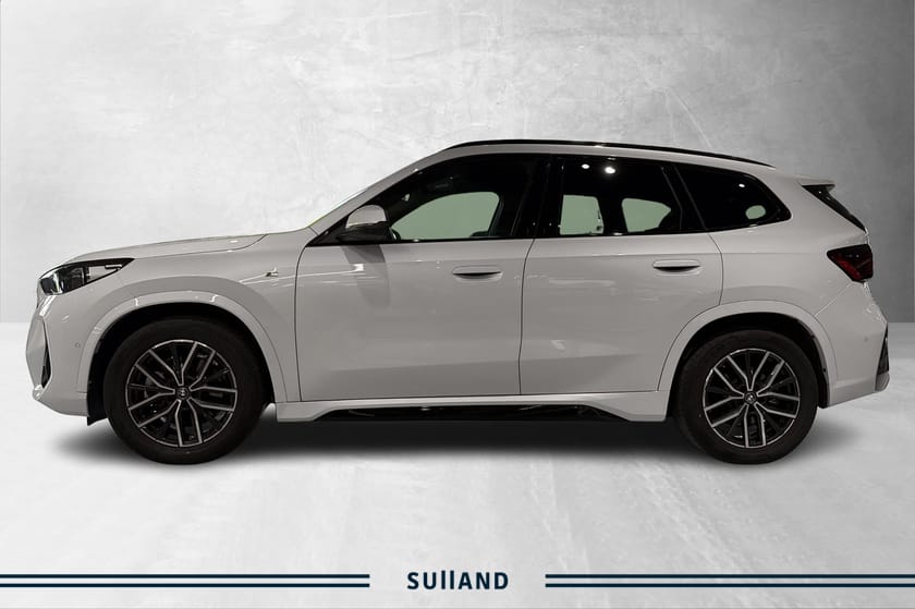 Bilde 2 av BMW iX1 xDrive30 Fully Charged/Panoramatak/Utvidet assistent pakke!