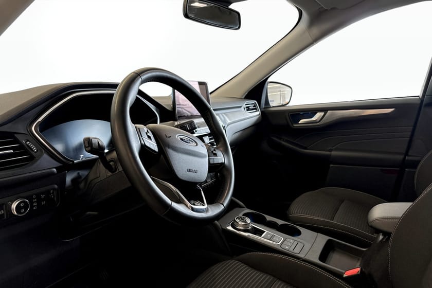 Bild 5 av Ford Kuga Plug-In Hybrid Titanium 2.5 FWD 225hk Räntekampanj 3,95%