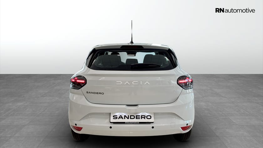 Bild 4 av Dacia Sandero Essential | TCE 101hk | P-sensorer bak