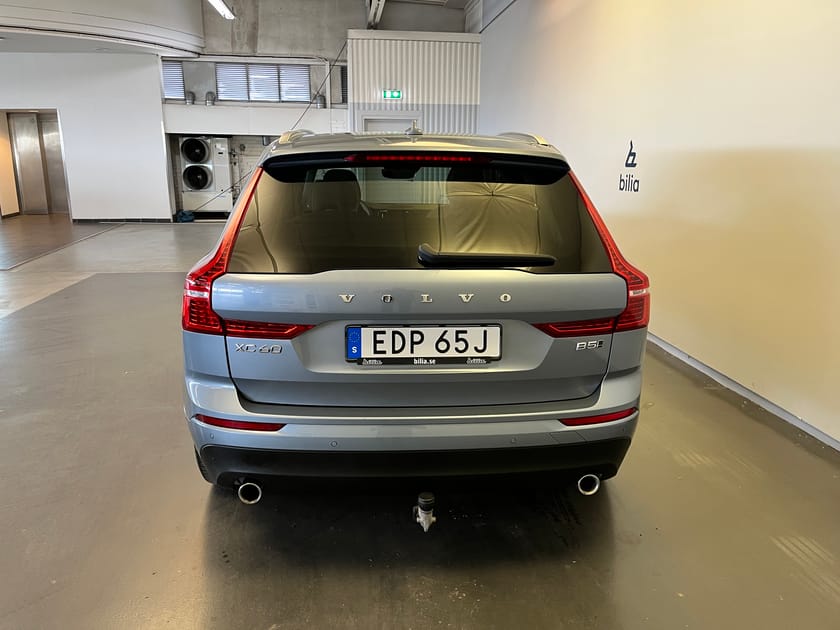Bild 4 av Volvo XC60 B5 AWD Bensin Mom Advanced SEIII/ Dragkrok/ 360 Kamera/ Navigation/
