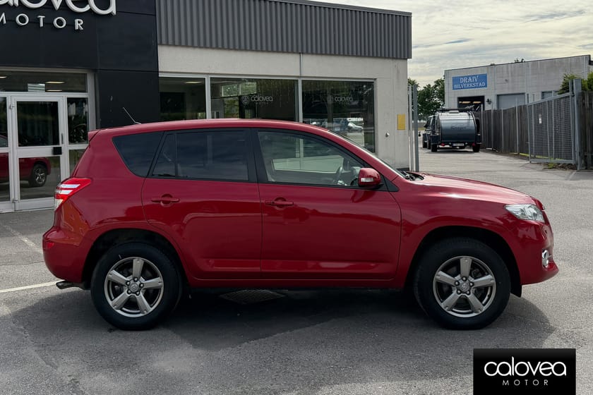 Bild 2 av Toyota RAV4 2.0 4x4 Automat - 1 Ägare, Endast 4430mil