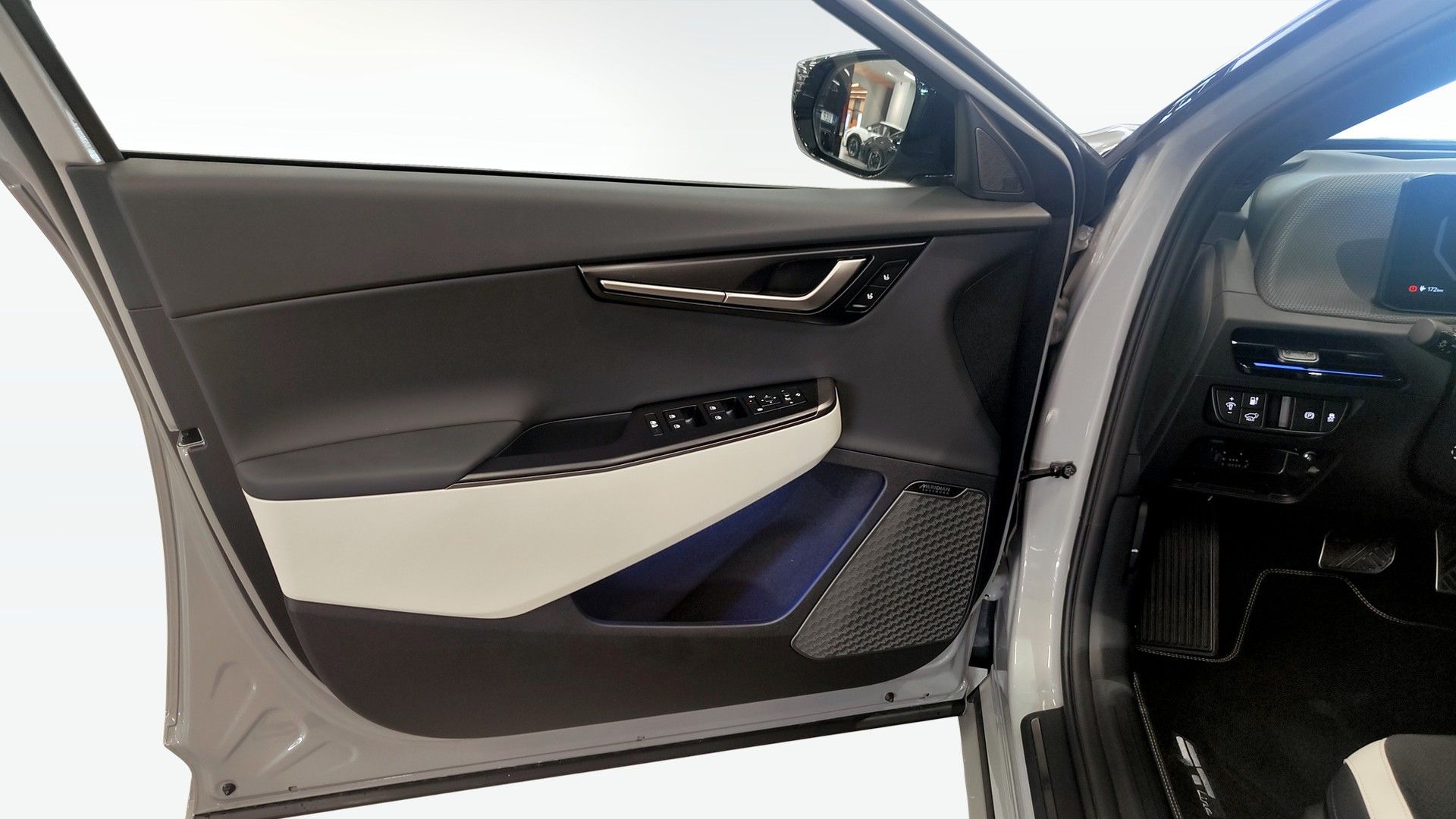 Kia EV6 Long Range AWD GT-Line 2026, photo 6/12
