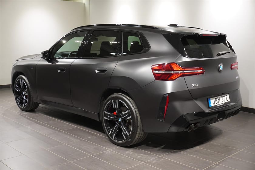 Bild 3 av BMW X3 M50 xDrive M50i  M Sport Pro Innovation Drag Panorama H K DAP