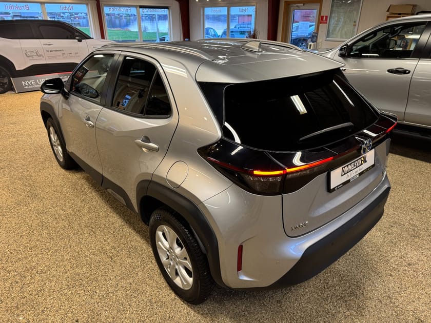 Bilde 3 av Toyota Yaris Cross Hybrid AWD-i