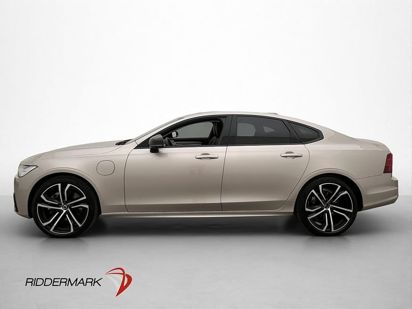Bild 4 av Volvo S90 Recharge T8 AWD Ultimate Dark Pano HuD B&W 360°