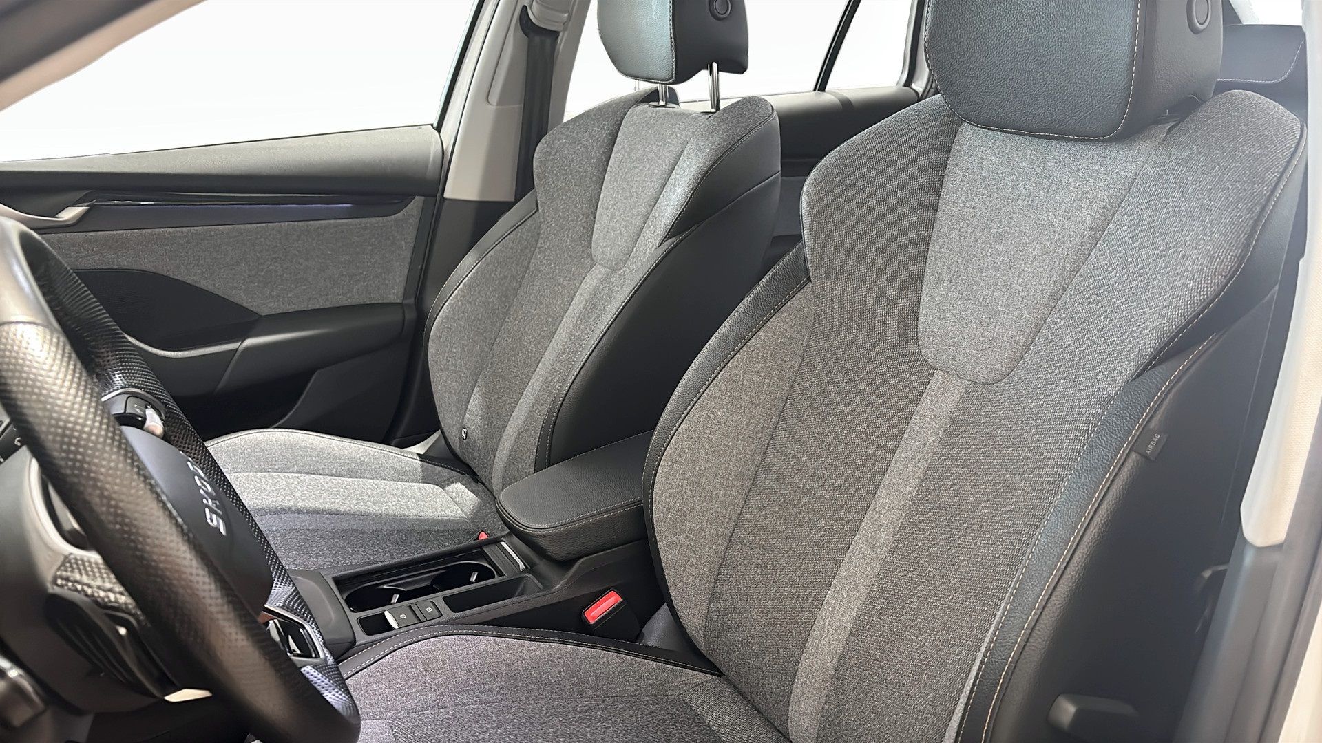 Skoda Octavia 2025, bild 7/10