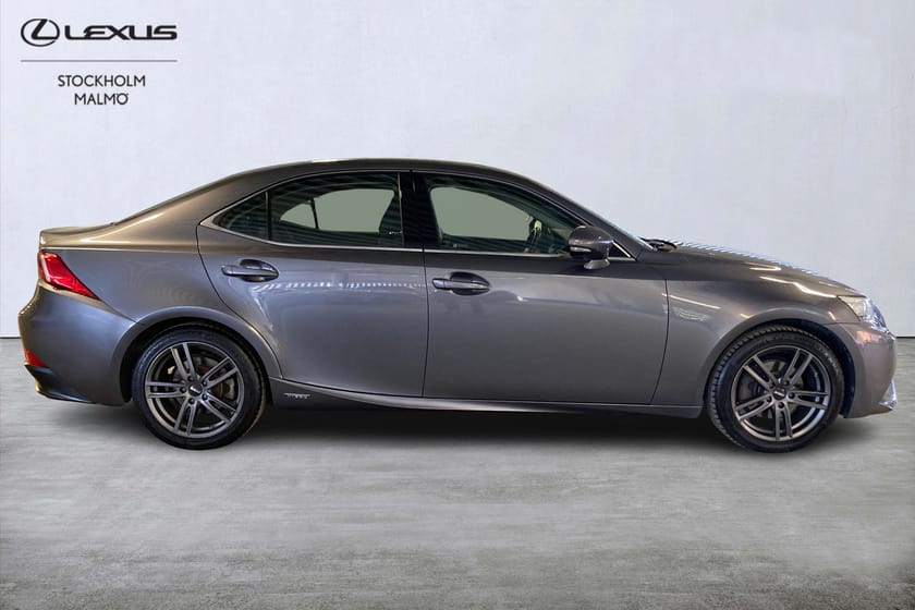 Bild 5 av Lexus IS 300h Halvskinn Backkamera Navigation
