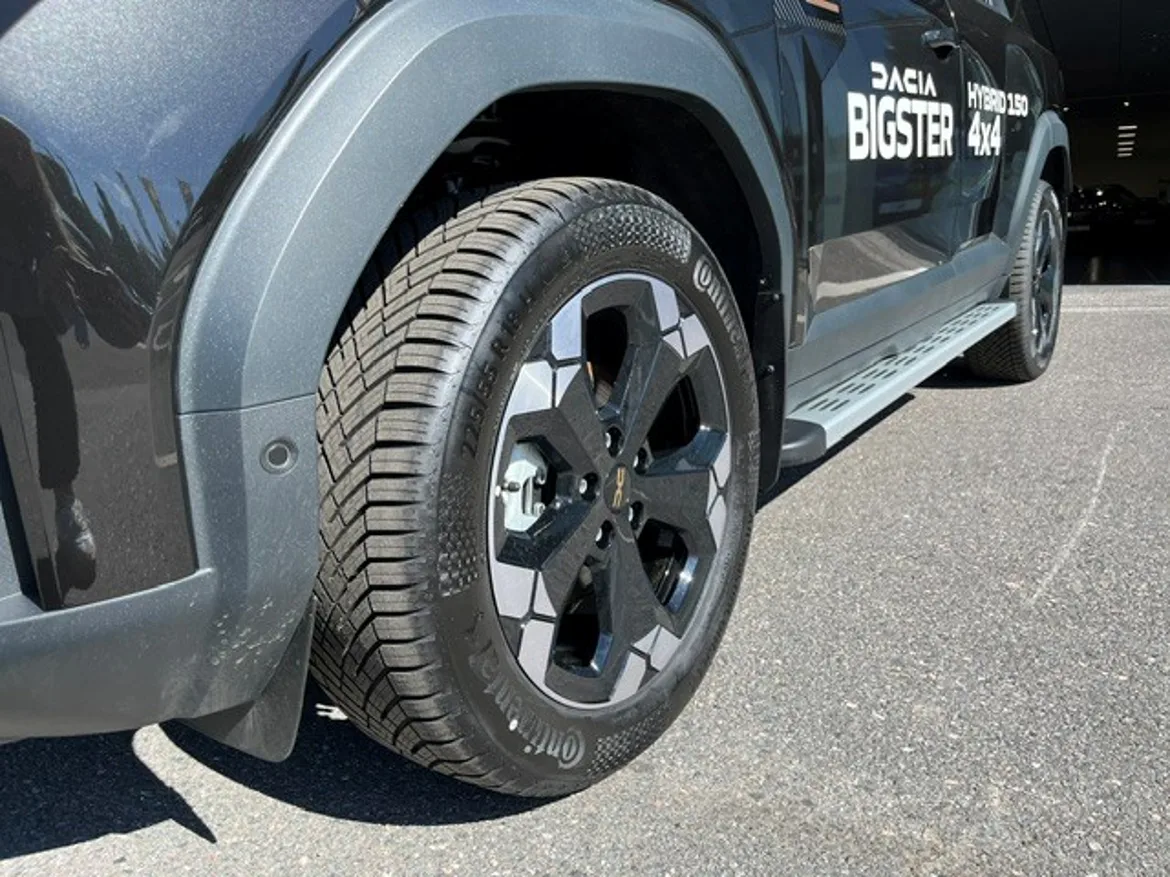 Dacia Bigster