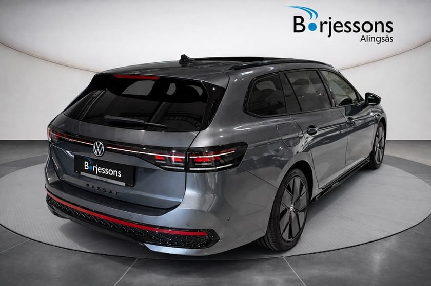 Bild 5 av Volkswagen Passat Variant eHybrid 272 DSG6 R-LINE